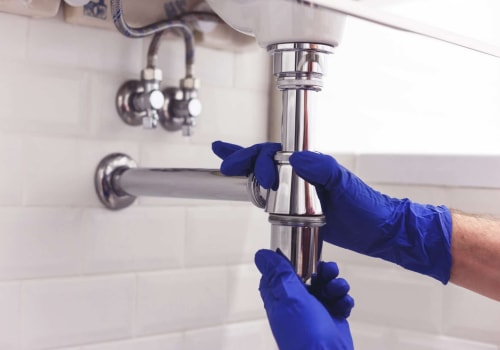 What should a plumbing quote include?