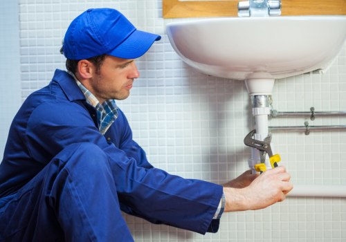 How many types of plumbing licenses are there?