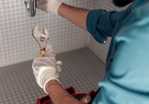 How much do top plumbers make an hour?